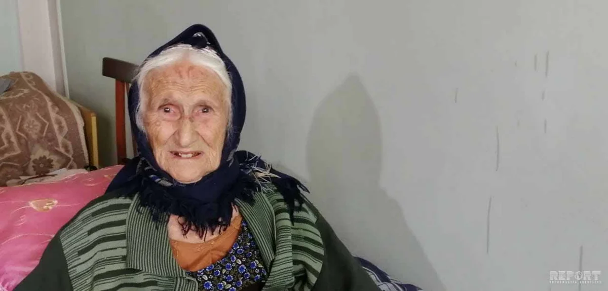 Проголосовала 115-летняя избирательница - ФОТО
