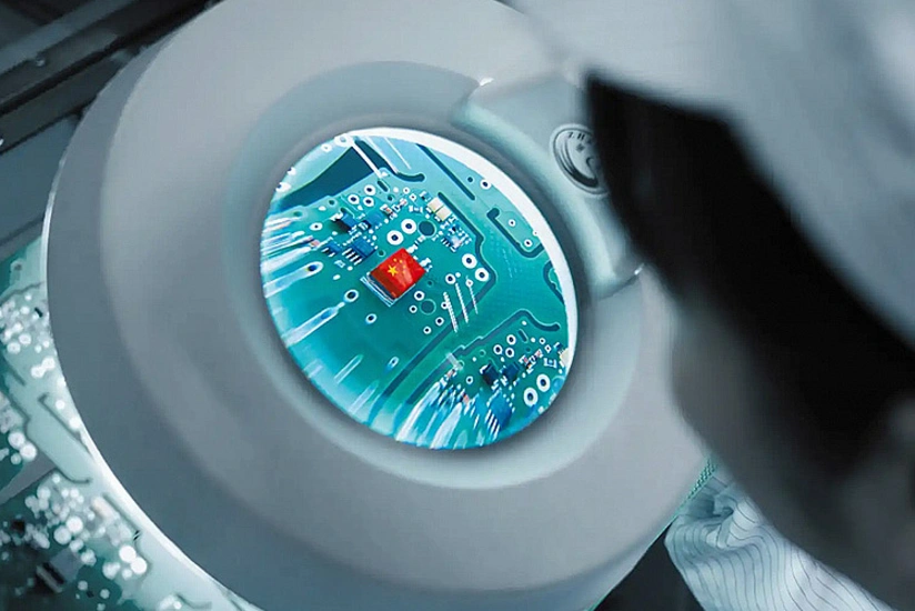 FTB: “Çin avadanlıqları ABŞ nüvə arsenalına nəzarəti ələ keçirə bilər”