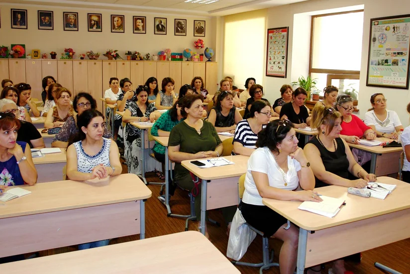 Bakıdakı məktəblərin direktor müavinlərinin iclasları başlayıb