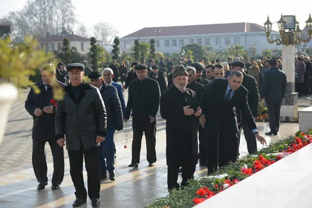 Lənkəranda ulu öndər Heydər Əliyevin anım mərasimi keçirilib - FOTO