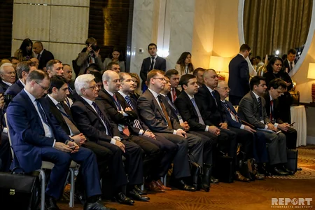 Bakıda Azərbaycan-Rusiya sənaye əməkdaşlığı forumu keçirilir - YENİLƏNİB