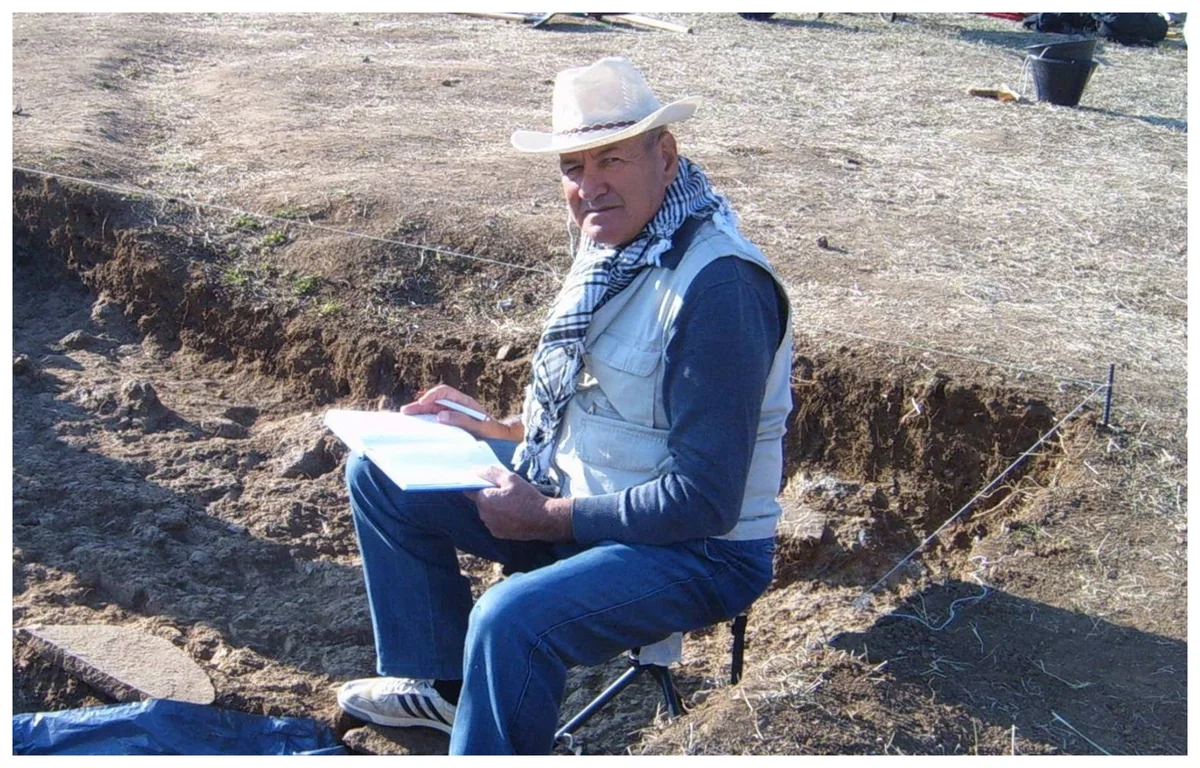 Azərbaycanda tarixçi alim vəfat edib