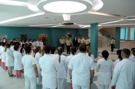 Zakir Həsənov hərbi hospitalda müayinə və müalicə olunan hərbçilərlə bağlı tapşırıqlar verib