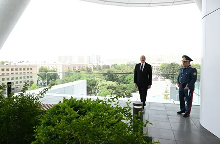 Prezident İlham Əliyev DGK-nın yeni inzibati binasının açılışında iştirak edib