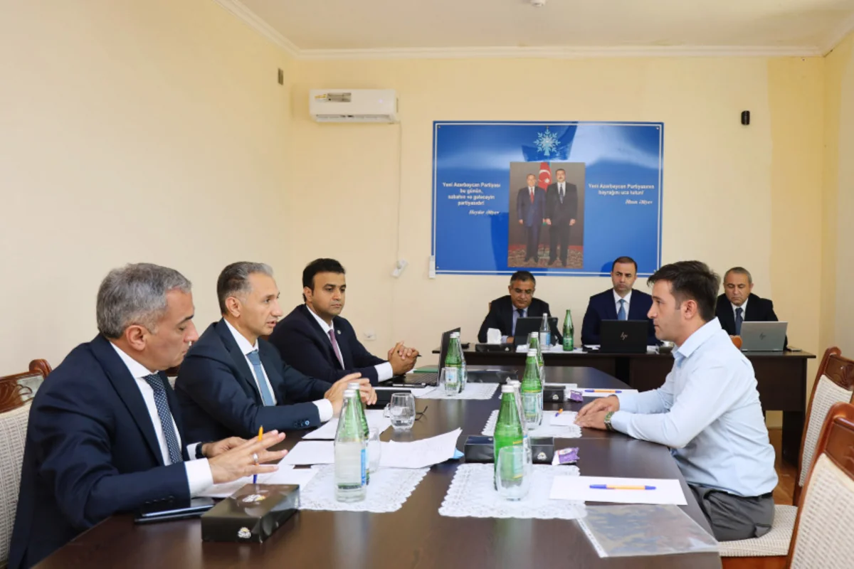 Rəşad Nəbiyev Füzulidə vətəndaşları qəbul edib