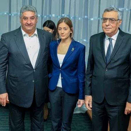Yeniyetmələrin III Yay Olimpiya Oyunlarının medalçıları mükafatlandırılıb
