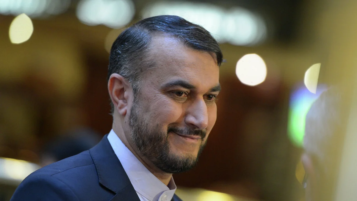 Iranian FM positively assesses progress of nuclear deal talks in Vienna