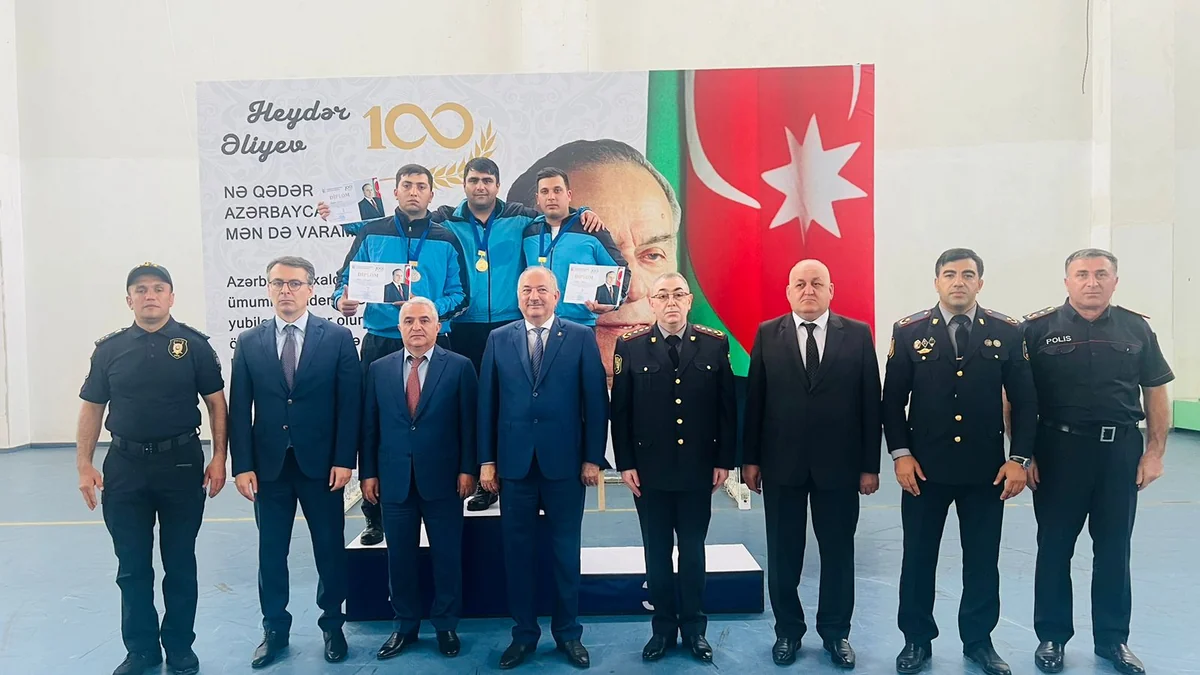 Polislər arasında Heydər Əliyevin 100 illik yubileyinə həsr olunmuş yarış keçirilib