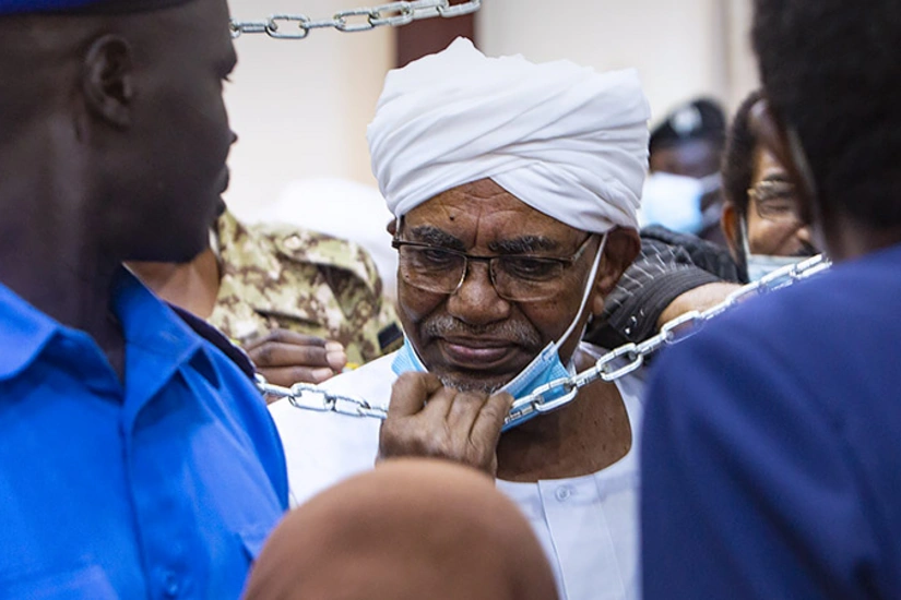 Sudan hökuməti ölkənin keçmiş prezidentini məhkəməyə verir