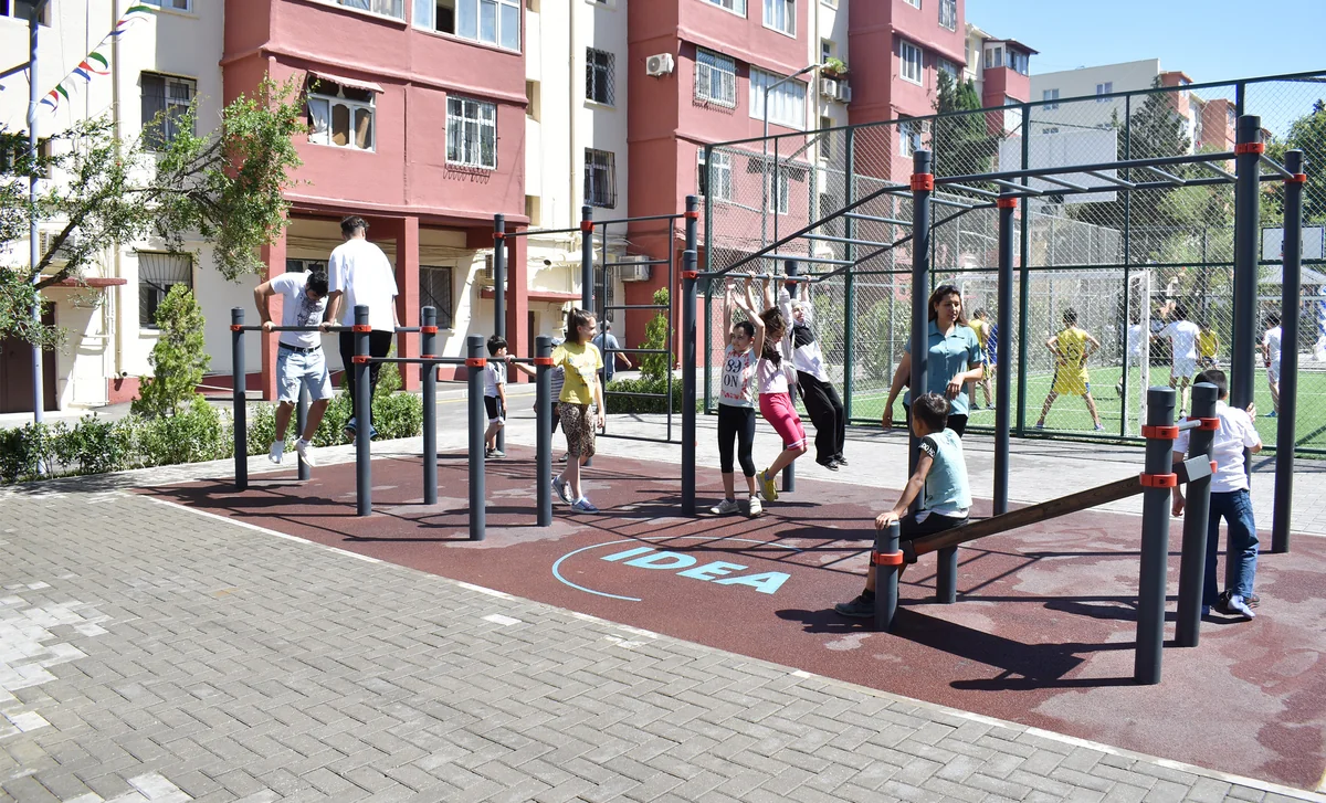 Bakıda daha bir həyət yenilənib