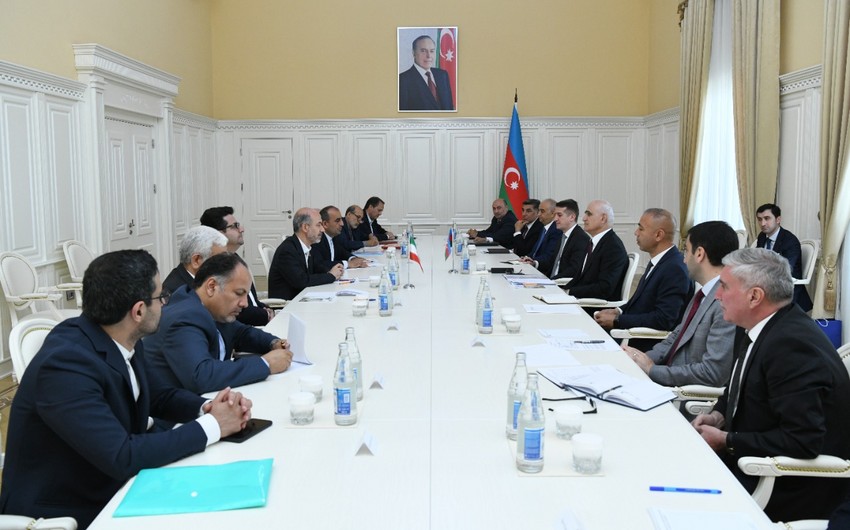 Azerbaijani Deputy PM meets with Iranian Energy Minister 