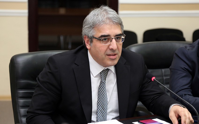 Rauf Nəcəfli: Son 12 ildə Aİ-dən Azərbaycana 24,7 milyard ABŞ dolları investisiya yatırılıb
