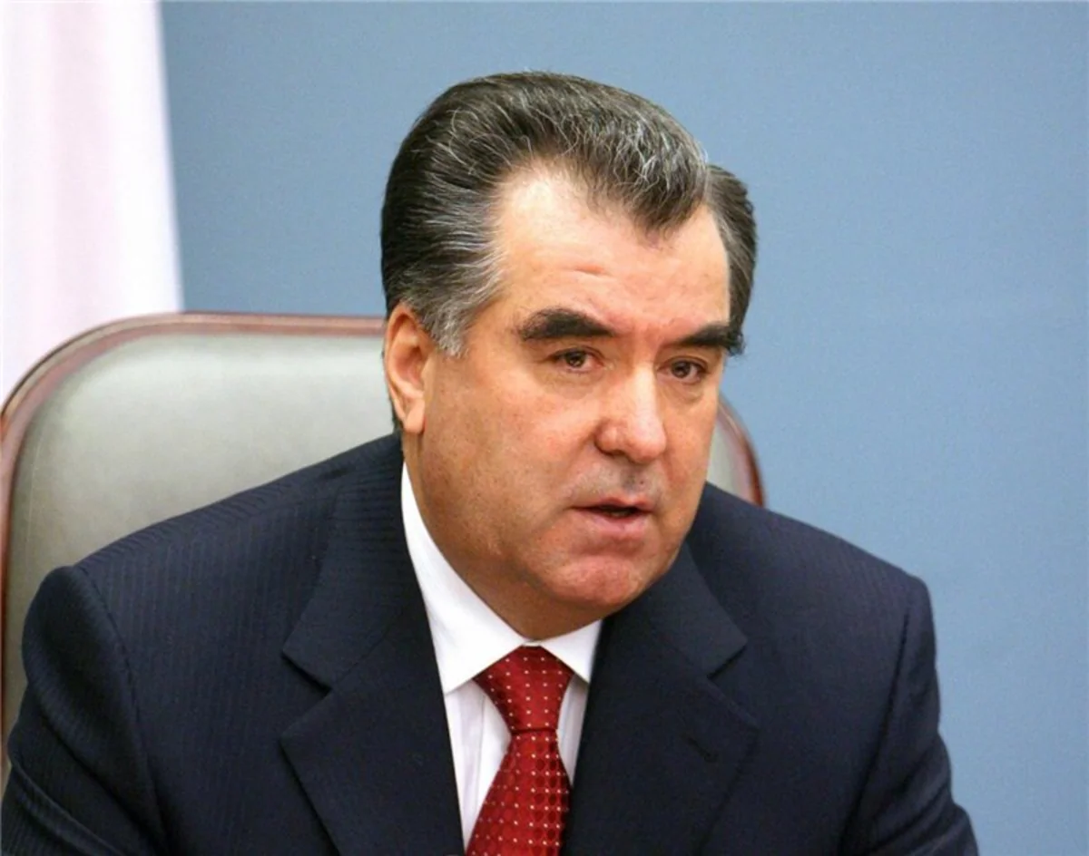 Президент Таджикистана направил поздравительное письмо Ильхаму Алиеву