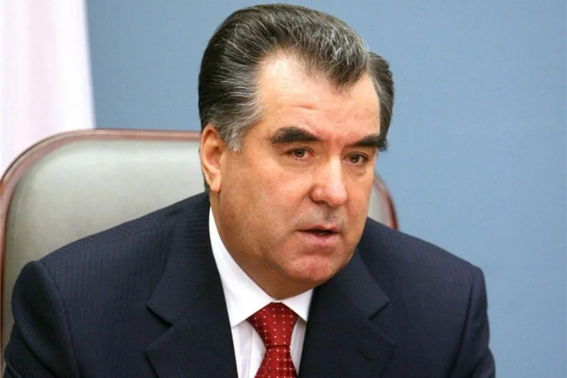 Президент Таджикистана направил поздравительное письмо Ильхаму Алиеву