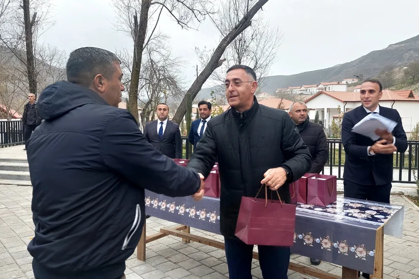 Növbəti köç karvanı Zabuxa çatıb, sakinlərə mənzillərin açarları təqdim olunub - YENİLƏNİB