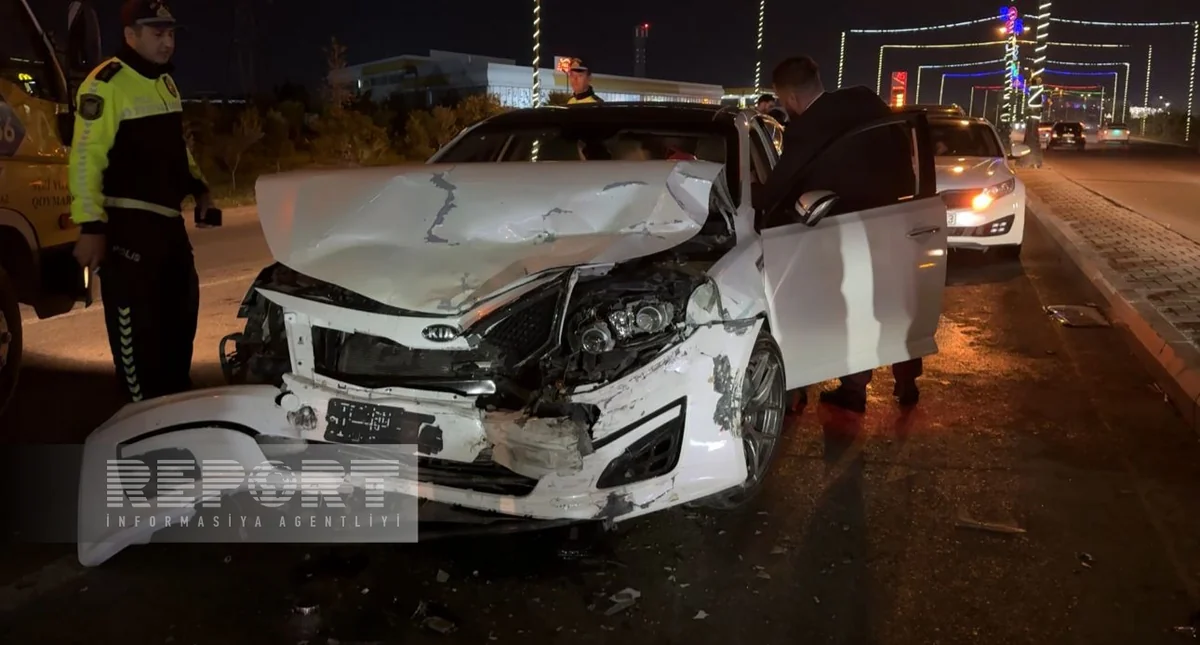 В массовом ДТП в Сумгайыте пострадали три человека