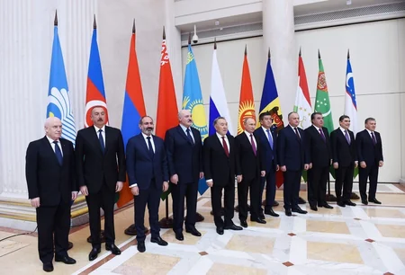 Prezident İlham Əliyev Rusiyaya işgüzar səfərə gedib - YENİLƏNİB - FOTO