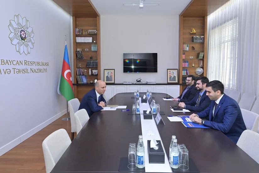 Министр науки и образования встретился с победителями конкурса Yüksəliş
