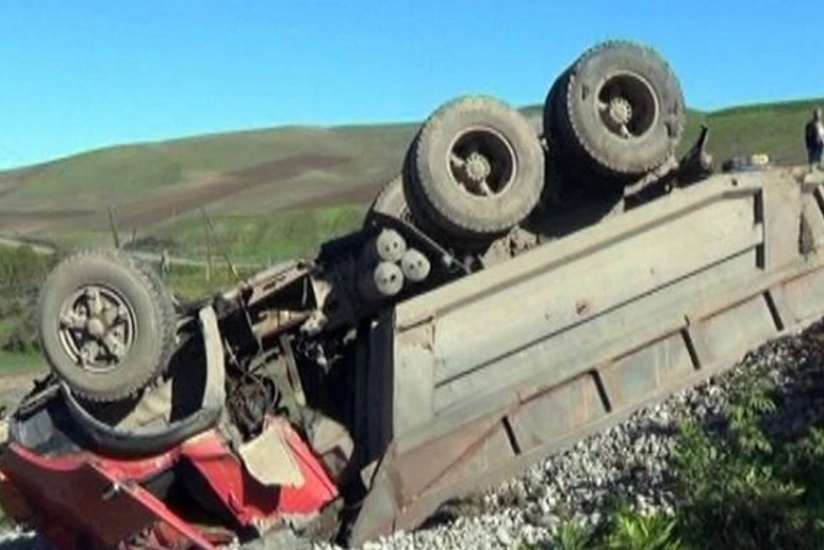Abşeronda yol qəzasında gəncin ayağı amputasiya olundu