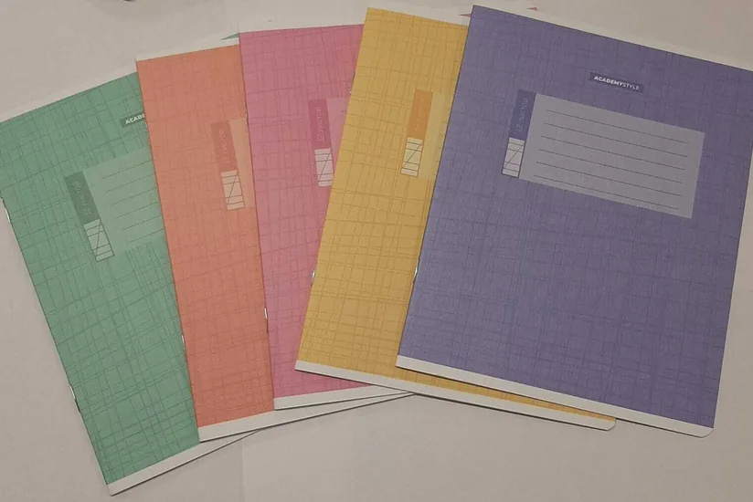 Azərbaycan Böyük Britaniyadan dəftər alışını bərpa edib