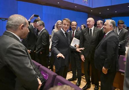 Ilham Aliyev, Emmanuel Macron hold brief meeting in Tirana