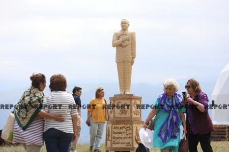 İkinci Milli Yaylaq Festivalının açılış mərasimi baş tutub