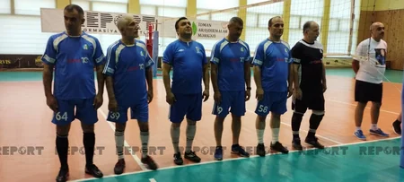 Voleybol üzrə Zəfər Kubokunda yarımfinalçılar müəyyənləşib