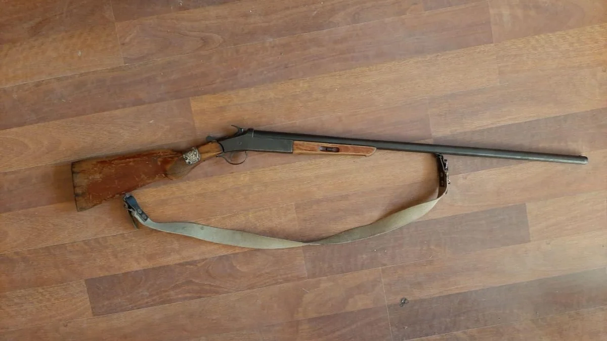 Füzuli sakinindən silah götürülüb