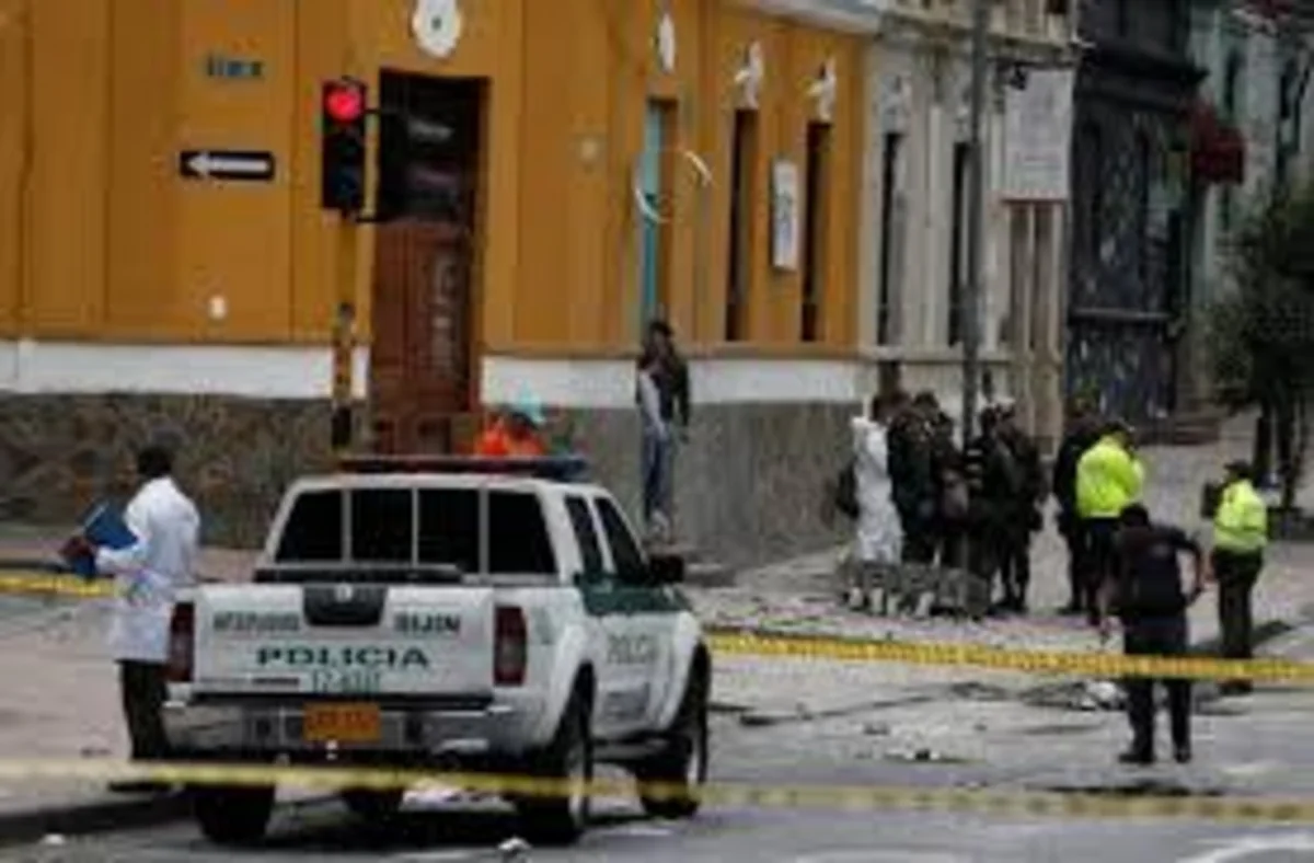 В Колумбии в результате взрыва в кадетской школе полиции погибли восемь человек