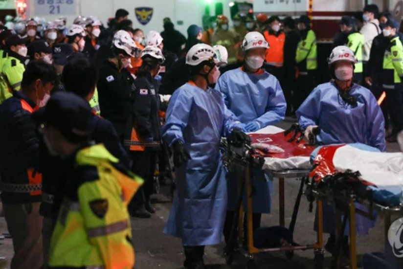 Cənubi Koreyada izdihamda ölənlərin sayı 156 nəfərə çatıb