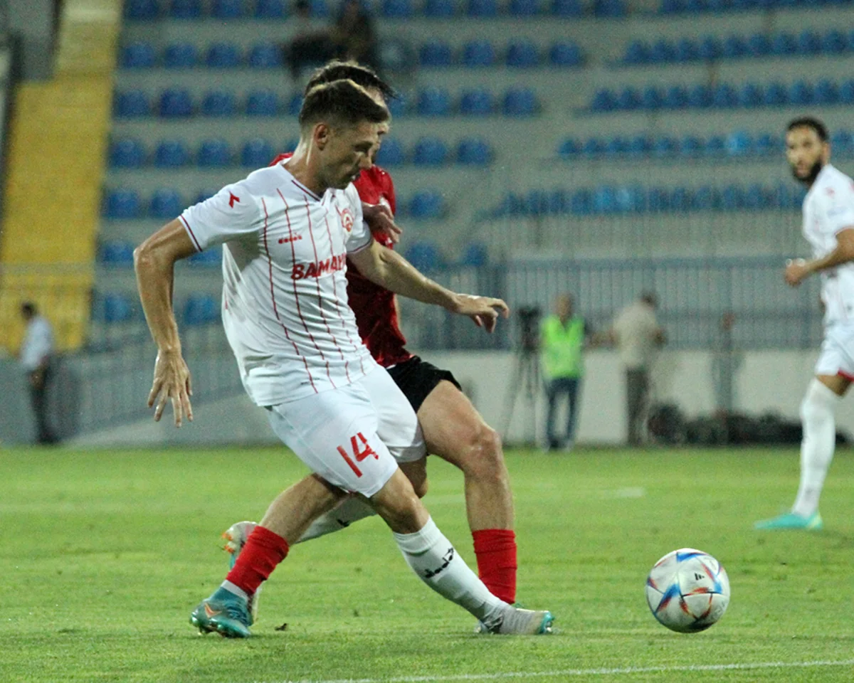 Araz-Naxçıvanın futbolçusu: Qarabağ kimi komandalara qarşı layiqli oynayırıq