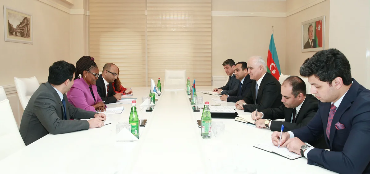 İqtisadiyyat naziri Dünya Bankının regional direktoru ilə görüşüb