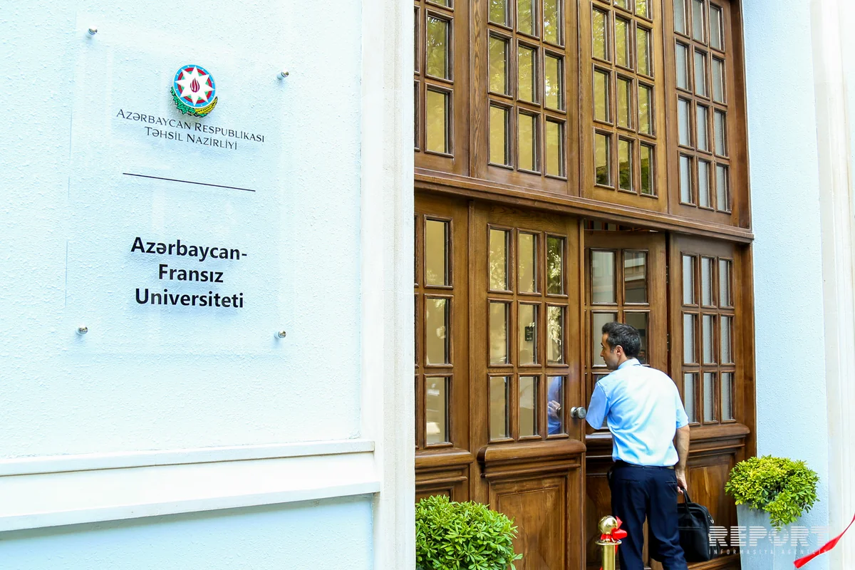 Bakıda Azərbaycan-Fransız Universitetinin yeni binasının açılışı olub