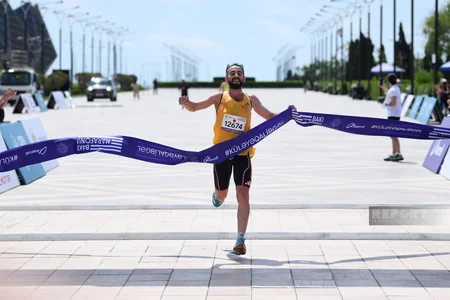 Heydər Əliyev Fondunun təşəbbüsü ilə keçirilən “Bakı Marafonu 2024” start götürüb