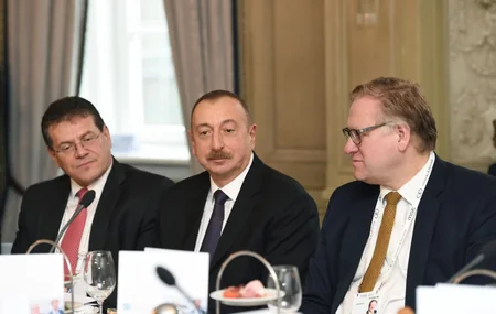 President Ilham Aliyev attended roundtable of Munich Security Conference