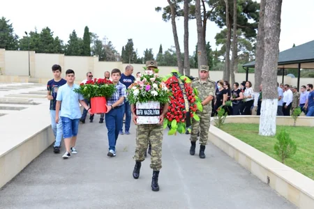 Xətaidə şəhidlərin xatirə löhvələrinin açılış mərasimi keçirilib