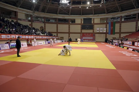 Gənc cüdoçular arasında Azərbaycan birinciliyinə start verilib