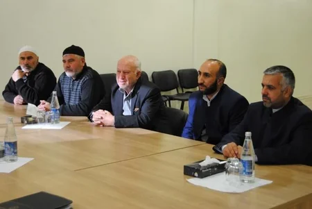 Mübariz Qurbanlı Biləsuvarda 16 vətəndaşın müraciətini dinləyib