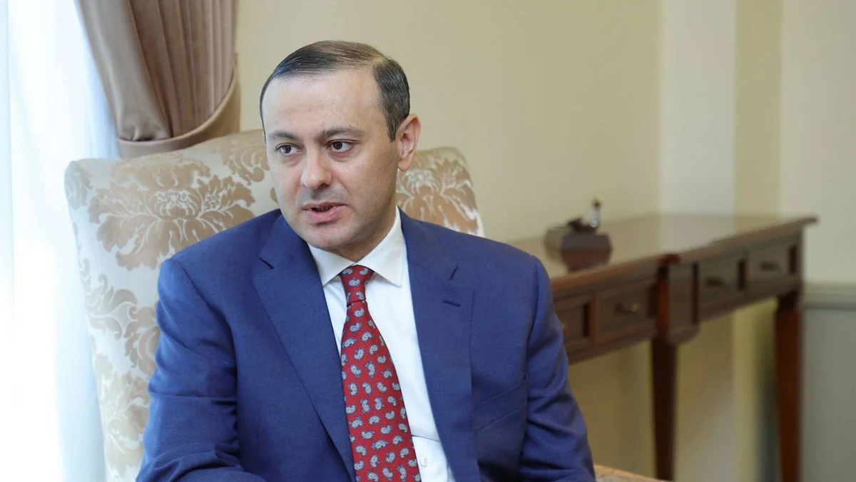 Armenia offers Azerbaijan to create institution of guarantors to implement peace treaty
