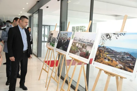 Qaçqınkom Böyük Qayıdışa həsr olunmuş fotosərgi təşkil edib