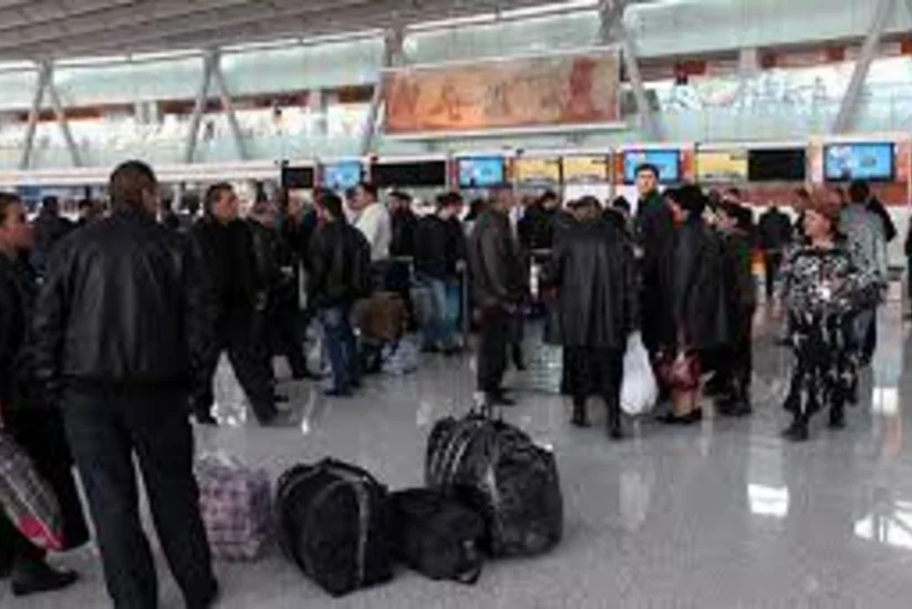 Миграционная служба: С 2002 года из Армении эмигрирует в год по 30 тыс. человек