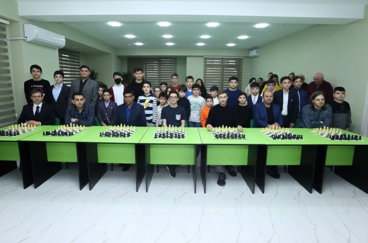 Memorial iştirakçıları Vüqar Həşimov Şahmat Akademiyasını ziyarət ediblər