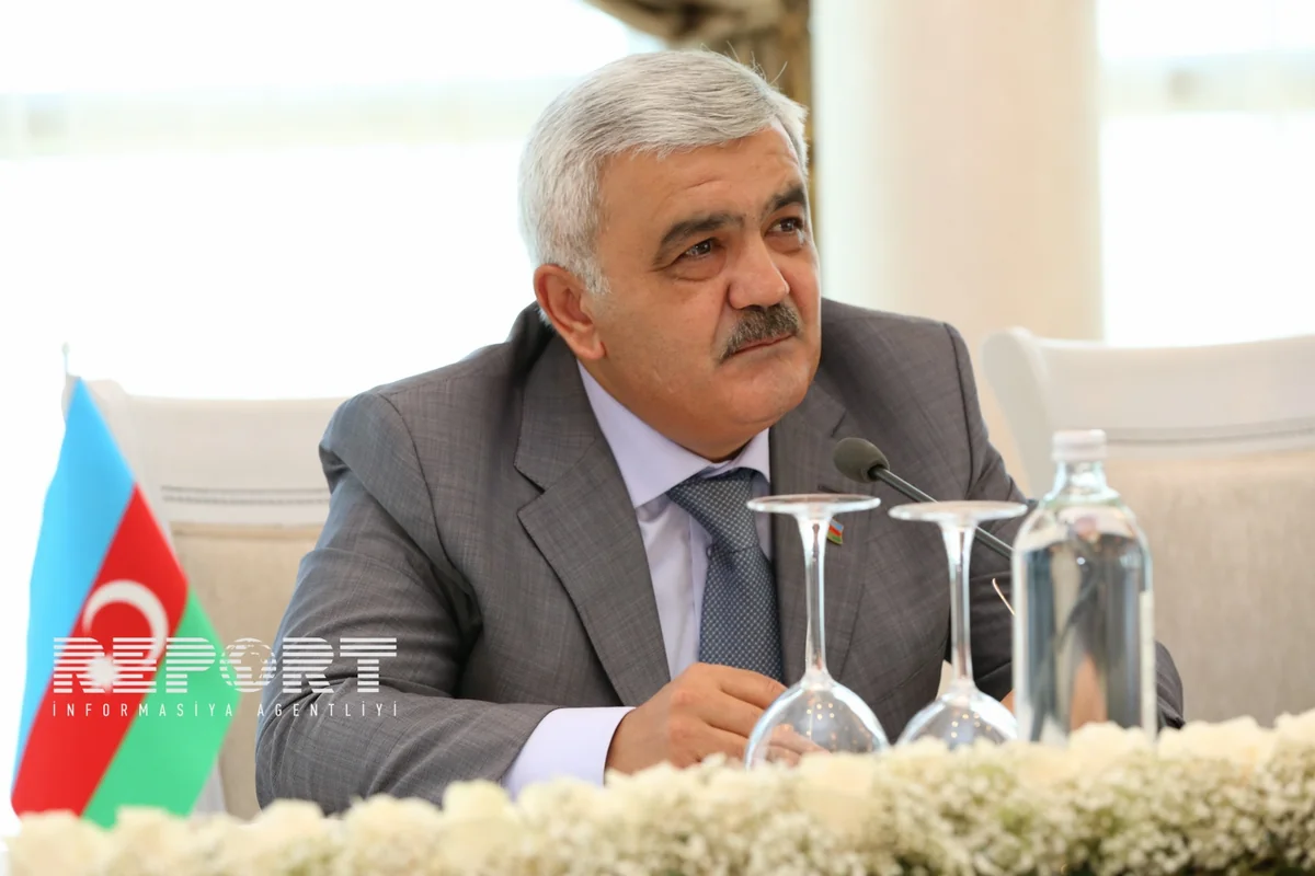 ​Rövnəq Abdullayev: Azərbaycan bu il neft hasilatını artırmayacaq