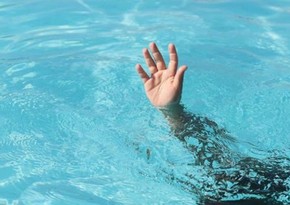 Qəbələyə ailəsi ilə istirahətə gedən uşaq hovuzda boğularaq ölüb
