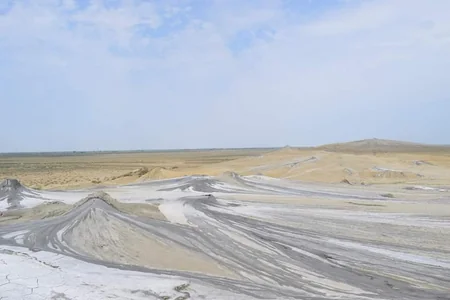 Bakıda və Abşeronda bəzi evlər vulkandan kritik məsafədə yerləşir - MÜSAHİBƏ