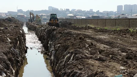 Binəqədi şossesinin təmirinə başlanılır