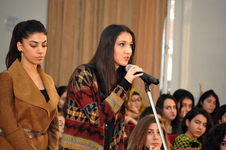 ​Yazıçı Çingiz Abdullayev ADU tələbələri ilə görüşüb