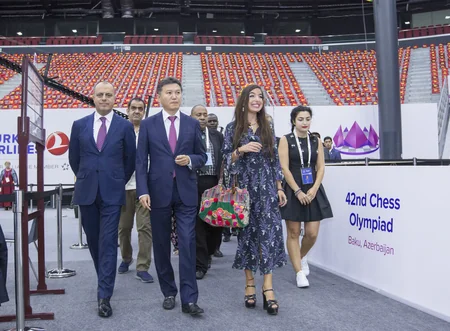 Leyla Əliyeva Bakı Şahmat Olimpiadasının VIII turunun oyunlarını izləyib