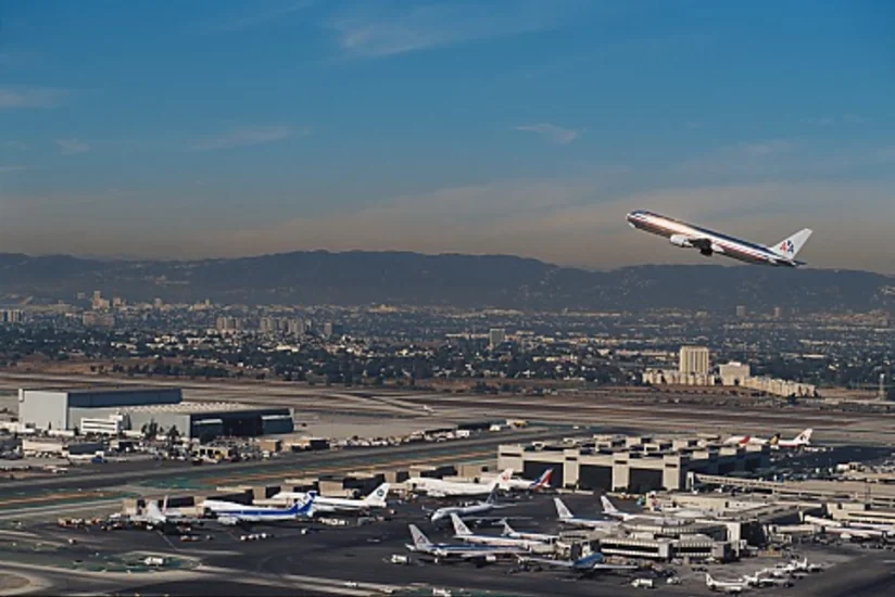​Cargo center evacuated in the Los Angeles airport due to a bomb threat