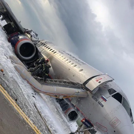 Moskvada təyyarə qəzası nəticəsində 41 ölüb - VİDEO - YENİLƏNİB-2